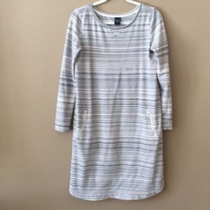⭐️Gap gray maternity dress size xs (runs large)